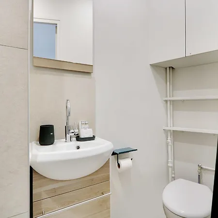 Dom wakacyjny Charming Studio For 1 Person - Mobility Lease Paryż